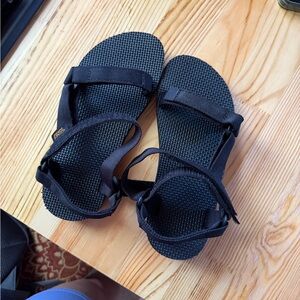 Black Teva Sandals
